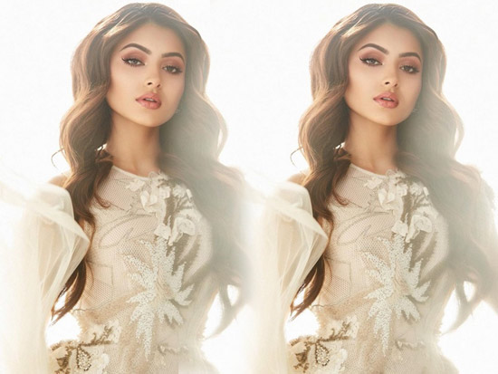 URVASHI RAUTELA is Glamorous Looks in a Latest Pics URVASHI RAUTELA is Glamorous Looks in a Latest Pics